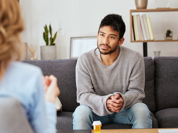 therapist explaining things to a patient